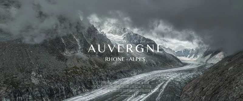 Poster for the drone film Auvergne-Rhône-Alpes: snow-capped peaks