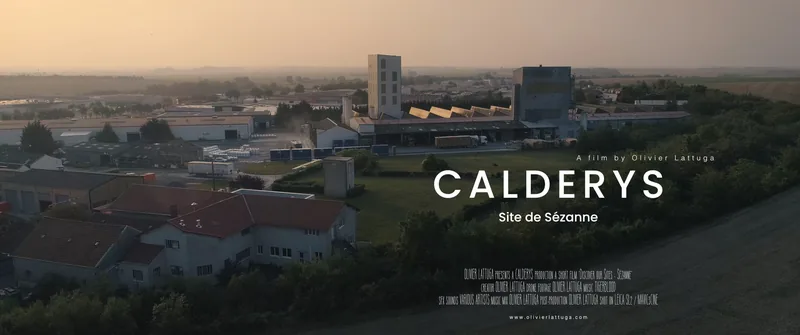 Cartel del vídeo Discover our Site: vista aérea del centro de Calderys en Sézanne